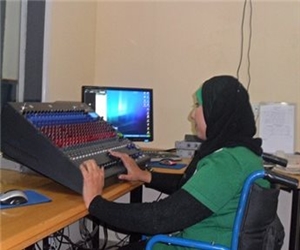   مصر اليوم - فرسان الإرادة أول إذاعة ناطقة باسم المعاقين في الشرق الأوسط