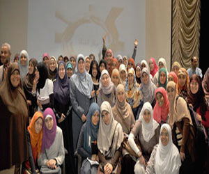   مصر اليوم - المحروسة تنظم كأس الأم المثالية بحضور فنانات مصر