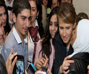   مصر اليوم - ظهور نادر لأسماء الأسد وأبنائها بمناسبة عيد الأم