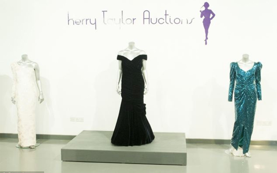   مصر اليوم - عرض 10 من فساتين الأميرة ديانا الأكثر أناقة للبيع