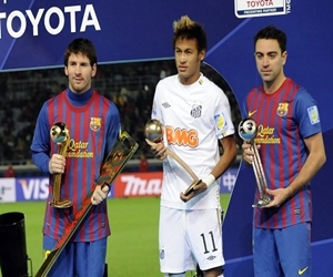   مصر اليوم - نيمار: من يرفض اللعب بجوار ميسي وإنييستا وتشافي