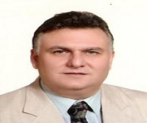   مصر اليوم - حفيد عدلي يكن يقدم أوراق الأحرار الدستوريين الجديد