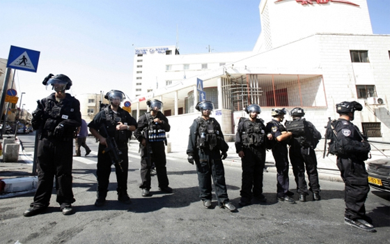   مصر اليوم - الاحتلال الإسرائيلي يحوّل القدس إلى ثكنة عسكرية عشية زيارة أوباما