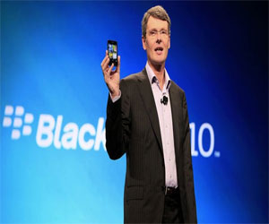 مصر اليوم - رئيس بلاكبيري يعتبر واجهة آيفون موضة قديمة