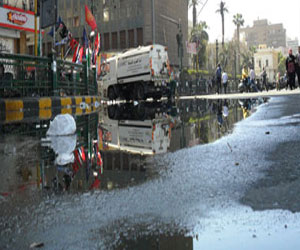 مصر اليوم - مياه الصرف الصحي تغرق ميدان التحرير