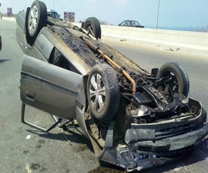   مصر اليوم - مقتل شخص في انقلاب سيارة في طريق إسكندرية مطروح الساحلي