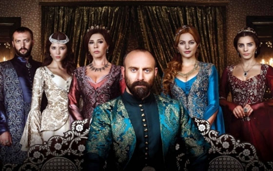 مصر اليوم - أبطال حريم السلطان يكرمون أثناء زيارة للمغرب في إبريل