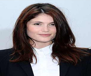 مصر اليوم - نصائح للحصول على شعر جيما أرترتون في المنزل