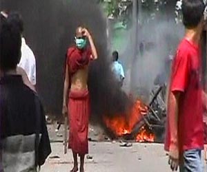   مصر اليوم - إعلان الطوارئ في 3 مدن في بورما بعد اشتباكات بين المسلمين والبوذيين