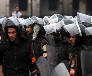   مصر اليوم - تواجد أمني مكثف في محيط مكتب الارشاد تحسبًا لوقوع اشتباكات