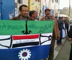   مصر اليوم - متظاهرو السويس يطالبون بإسقاط الإخوان في رد الكرامة