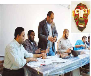   مصر اليوم - أحمد ناجي فنان كفيف يحصد جوائز فنية