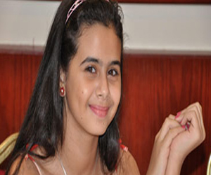   مصر اليوم - منة عرفة تحتفل بعيد ميلادها الـ 14