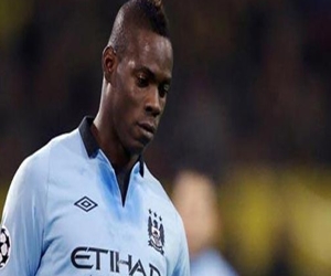   مصر اليوم - بالوتيلي: كرة القدم لا تبذل جهدًا كافيًا لوقف العنصرية