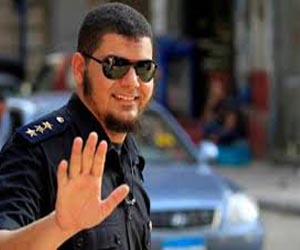   مصر اليوم - أمين شرطة في نجدة الإسماعيلية يطلق لحيته