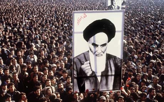   مصر اليوم - عرض كتاب إيران الثورية لمايكل آكسورثي عن الجمهورية الإسلامية