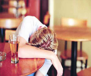   مصر اليوم - إدمان الكحوليات السبب الأول لدخول المستشفى في فرنسا