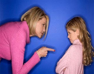 مصر اليوم - إهمال الآباء يزيد من السلوك العنيف لأبنائهم الطلاب