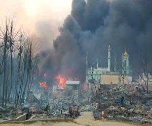   مصر اليوم - العنف الطائفي في بورما: إحراق وتدمير مساجد ومنازل المسلمين