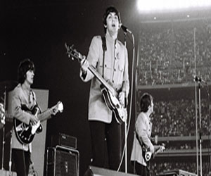   مصر اليوم - بيع صور نادرة للبيتلز بـ30 ألف جنيه استرليني