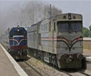   مصر اليوم - انتظام حركة القطارات بين بني سويف والقاهرة بعد إعادة جرار للقضبان