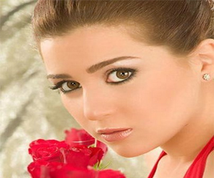 مصر اليوم - مي عز الدين لـمصر اليوم: تَوَقّفْتُ عن العمل حتى لا أُكَرّر نفسي