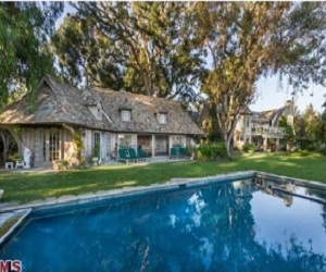 مصر اليوم - لاري ديفيد يعرض شقته بكاليفورنيا للبيع لقاء 15 مليون دولار