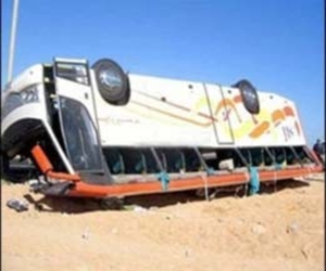   مصر اليوم - مقتل شخص وإصابة 10 فى انقلاب إتوبيس سياحي في جنوب سيناء