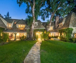   مصر اليوم - لاري ديفيد يعرض شقته في كاليفورنيا للبيع لقاء 15 مليون دولار