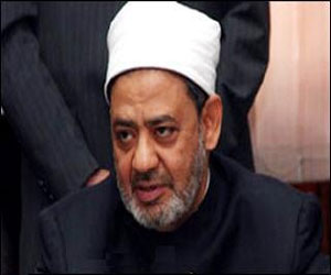   مصر اليوم - شيخ الأزهر يبحث مع القرضاوي قضايا الأمة الإسلامية