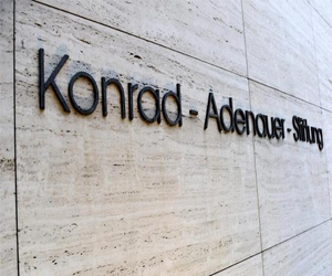   مصر اليوم - السلطات الروسية تداهم مقرات منظمات ألمانية غير حكومية