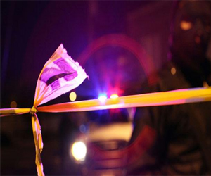   مصر اليوم - أميركا: العثور على طفل جائع علق في منزل مع جثة