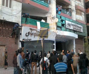   مصر اليوم - نشطاء المنصورة يرفضون الرد على اتهامات النيابة ويطالبون بندب قاض للتحقيق