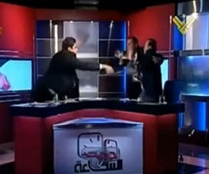   مصر اليوم - عراك بين ضيوف شاشة المنار اللبنانية