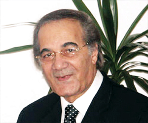   مصر اليوم - محمود ياسين ضيف شرف مهرجان طنجة السينمائي الدولي