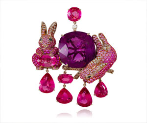   مصر اليوم - مجوهرات الربيع بين الشخصيات الخيالية والفصح