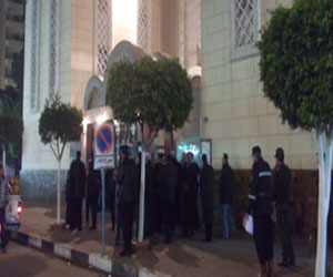 مصر اليوم - اندلاع حريق في كنيسة سانت كاترين في الإسكندرية