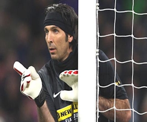   مصر اليوم - بوفون: سنفوز على إنتر لننسى هزيمة الدور الأول