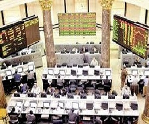   مصر اليوم - البورصة تخسر 2.7 مليار وصفقة سوسيتيه جنرال ترفع قيم التداول لنحو19.3 مليار جنيه