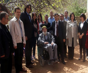   مصر اليوم - معمر تركي يحتفل بعيد ميلاده للعام 125