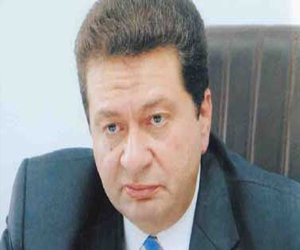 مصر اليوم - المستشار عمر الشريف ممثلاً للحكومة أمام الشورى