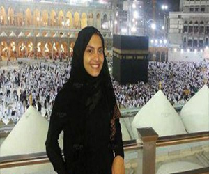   مصر اليوم - كارمن سليمان تعود إلى القاهرة بعد تأدية العُمرة