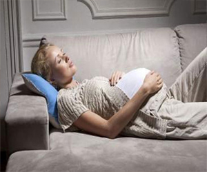   مصر اليوم - نوم الحوامل على ظهرن يتسبب في موت الأجنة