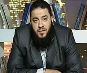   مصر اليوم - حازم شومان يؤكد أن الرئيس مرسي لن يستطيع تطبيق الشريعة