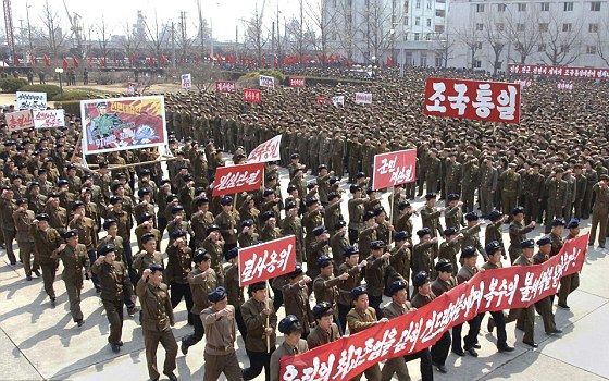   مصر اليوم - تهديدات كوريا الشمالية النووية تُجبر أميركا على نشر منظومة دفاع في غوام