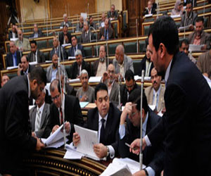   مصر اليوم - رئيس لجنة الإسكان في الشورى يطالب بإقالة رئيس هيئة النقل العام