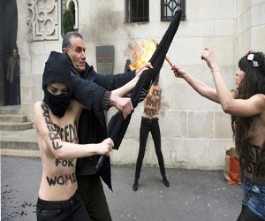   مصر اليوم - حملة جهادية عالمية للمتعريات من أجل أمينة