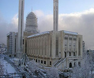   مصر اليوم - جامعة الأمير عبد القادر في الجزائر تكرم الدكتور مجاهد توفيق الجندي