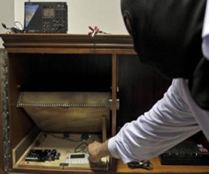   مصر اليوم - داخلية غزة تدرس اعدام العملاء في الساحات العامة