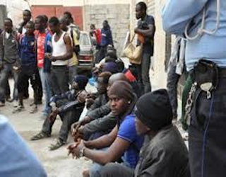   مصر اليوم - مصر تعتقل 11 مهاجرًا أفريقيًا حاولوا التسلل لإسرائيل عبر أراضيها